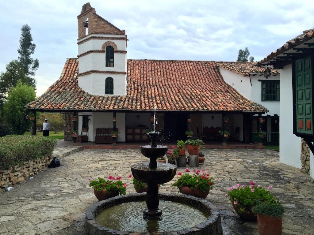 Hotel San Luis De Ucuenga Nobsa Bagian luar foto